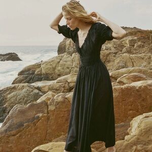 Doen NWT navy ischia dress, size small